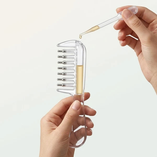 Qwon bakım tarağının serum haznesinin doldurulması